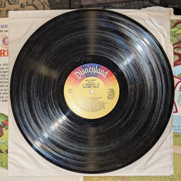 Walt Disney's Treasury of Mother Goose Nursery Rhymes Vintage Vinyl Record - Picture 5 of 12